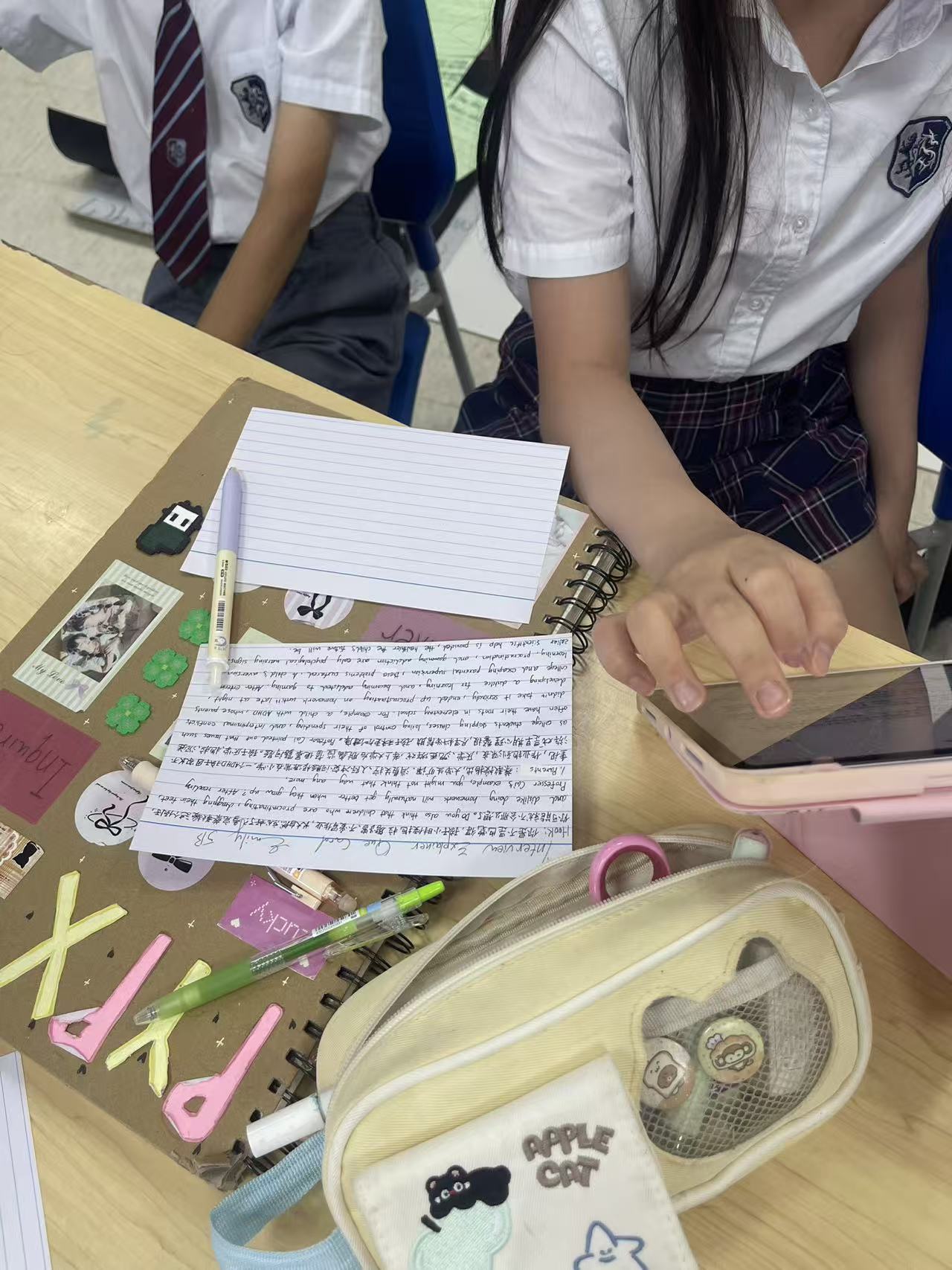 Finished cue cards on top of the PYPx journal. The top information from the wall, ready for the talk.